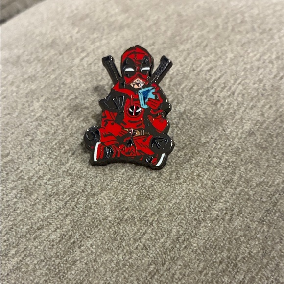 Other - Marvel Deadpool enamel pin